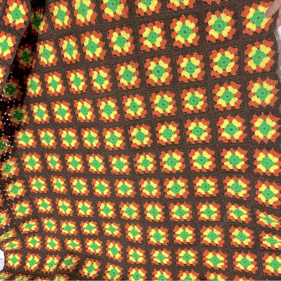 Vintage Handmade Brown Orange Yellow Green Crochet Granny Square Afghan Blanket - Picture 9 of 12